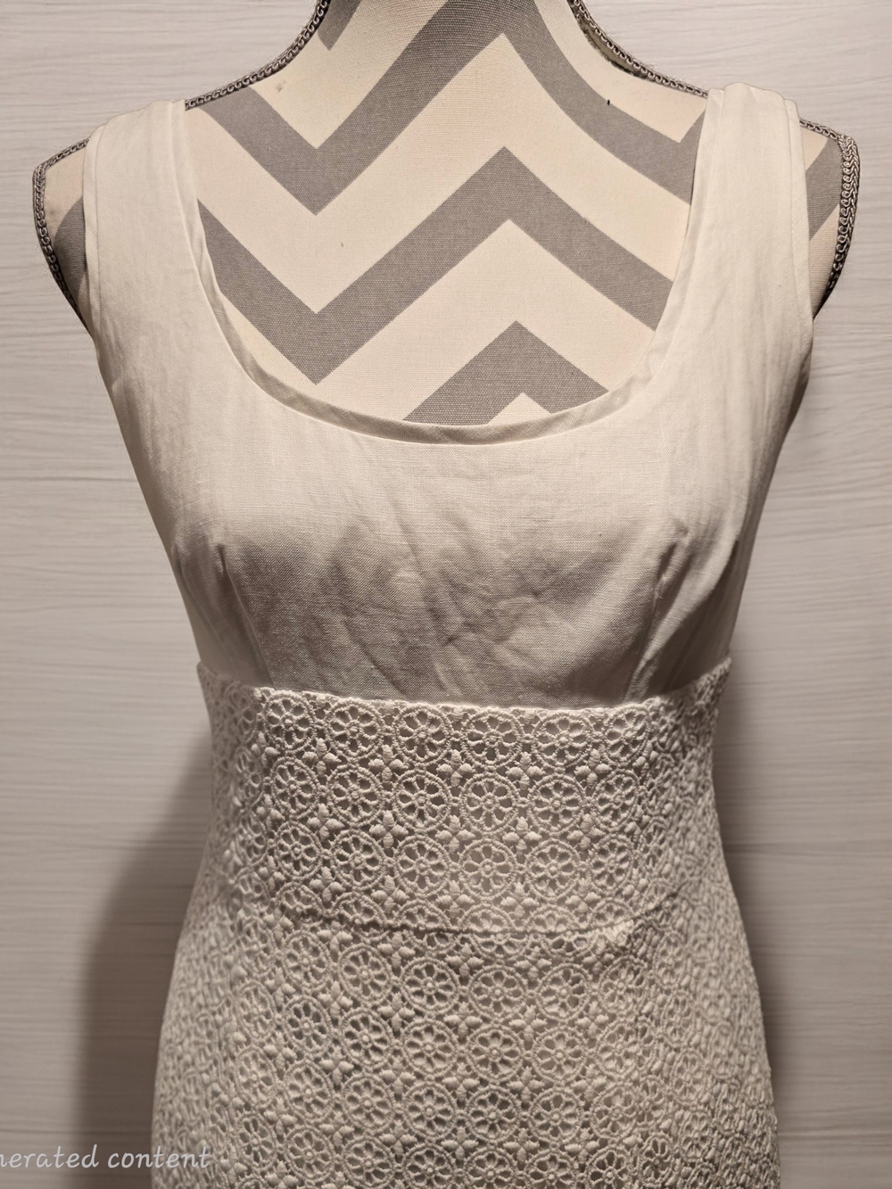 Maggy London Sleeveless Empire Waist Floral Eyelet Sheath Dress Size 6 White. - Picture 2 of 10